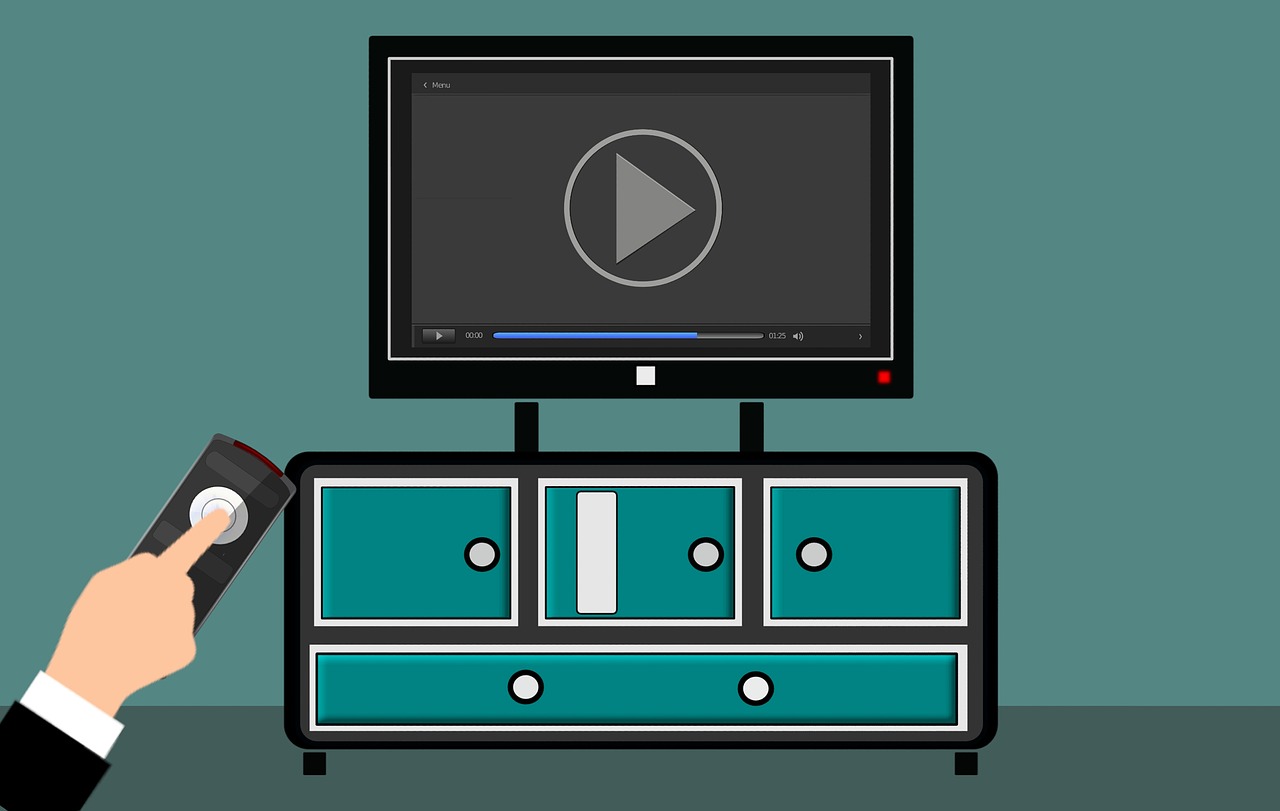 Smart TVs vs Streaming Boxes What to Choose Online