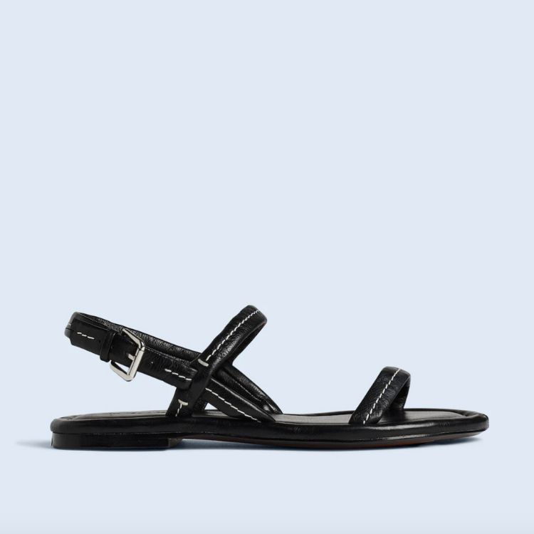 Pairs Online Shopping Guide for Trendy Sandals