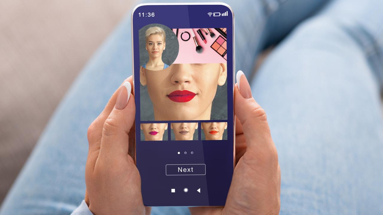 How Digital Trends Influence Makeup Purchases at a Glance